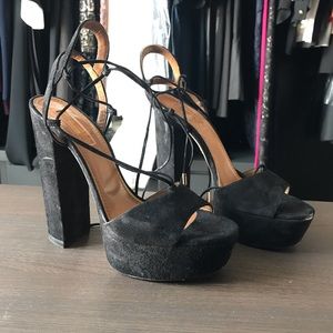 Aquazzura Black Pumps